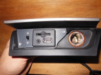 DSCN1544.JPG (137.57 KiB) Zobrazeno 4898 x Zástavba čtečky a USB v Astře H