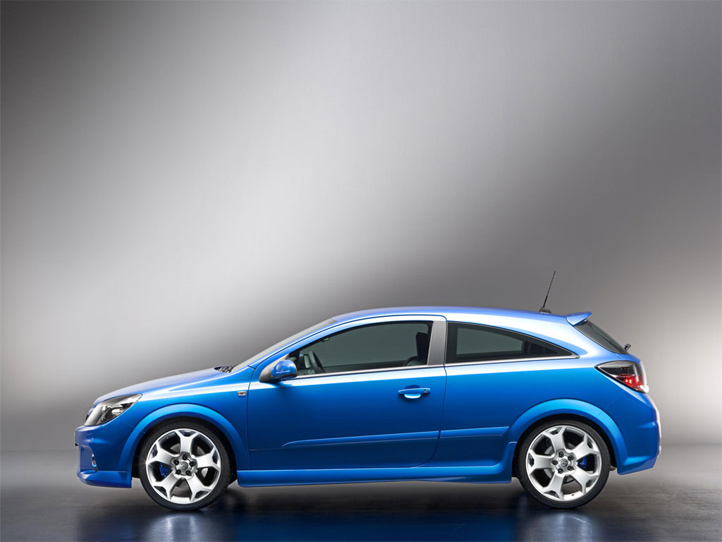 Opel Astra H GTC OPC 4