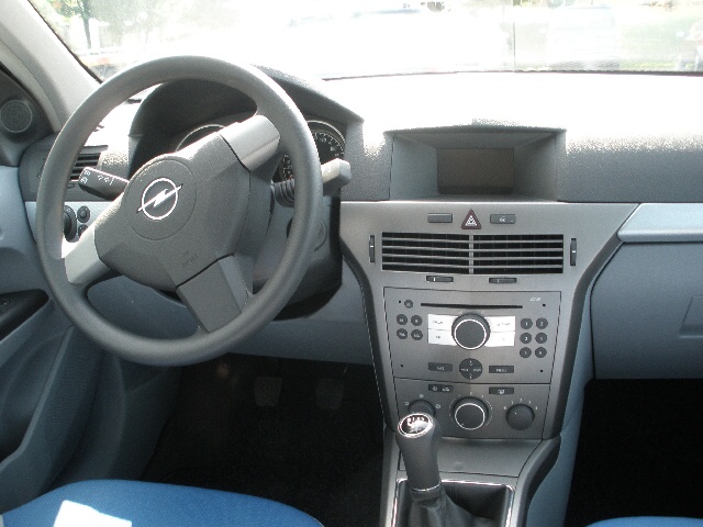 Astra H 1.6 by corsaczek 