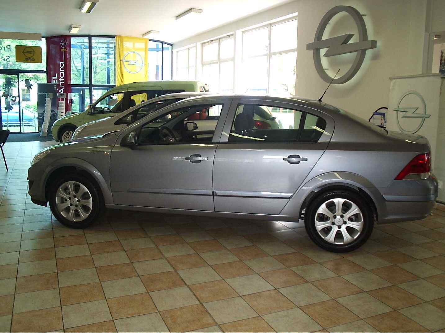 MrMarian - Opel Astra H 2009 - sedan 