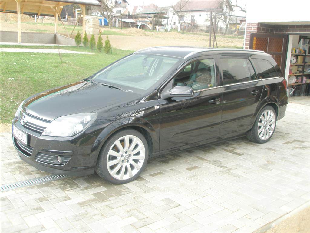 Astra Caravan 1,9 CDTi