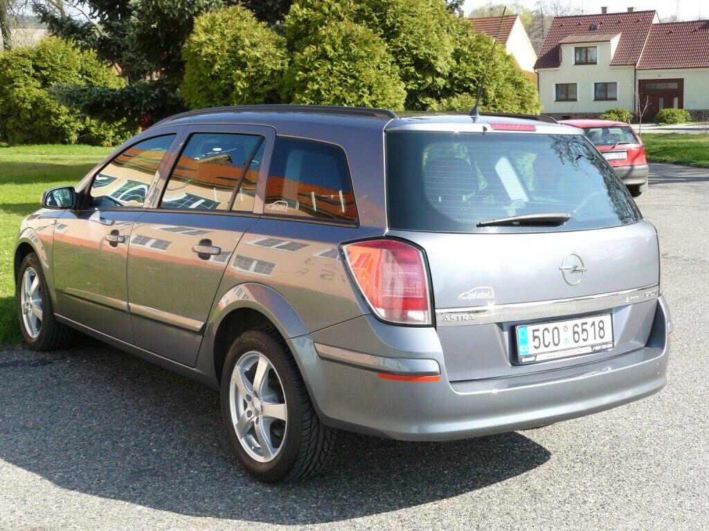 Tlumexova Astra Caravan 1.7 CDTi Enjoy