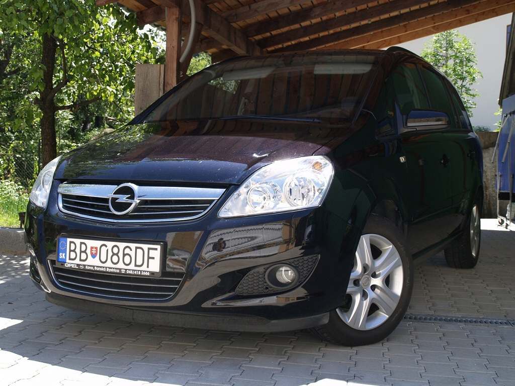 Opel Zafira 1.8 Enjoy