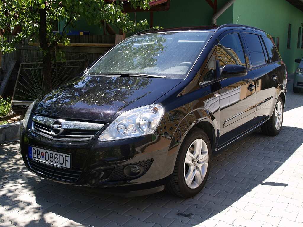 Opel Zafira 1.8 Enjoy