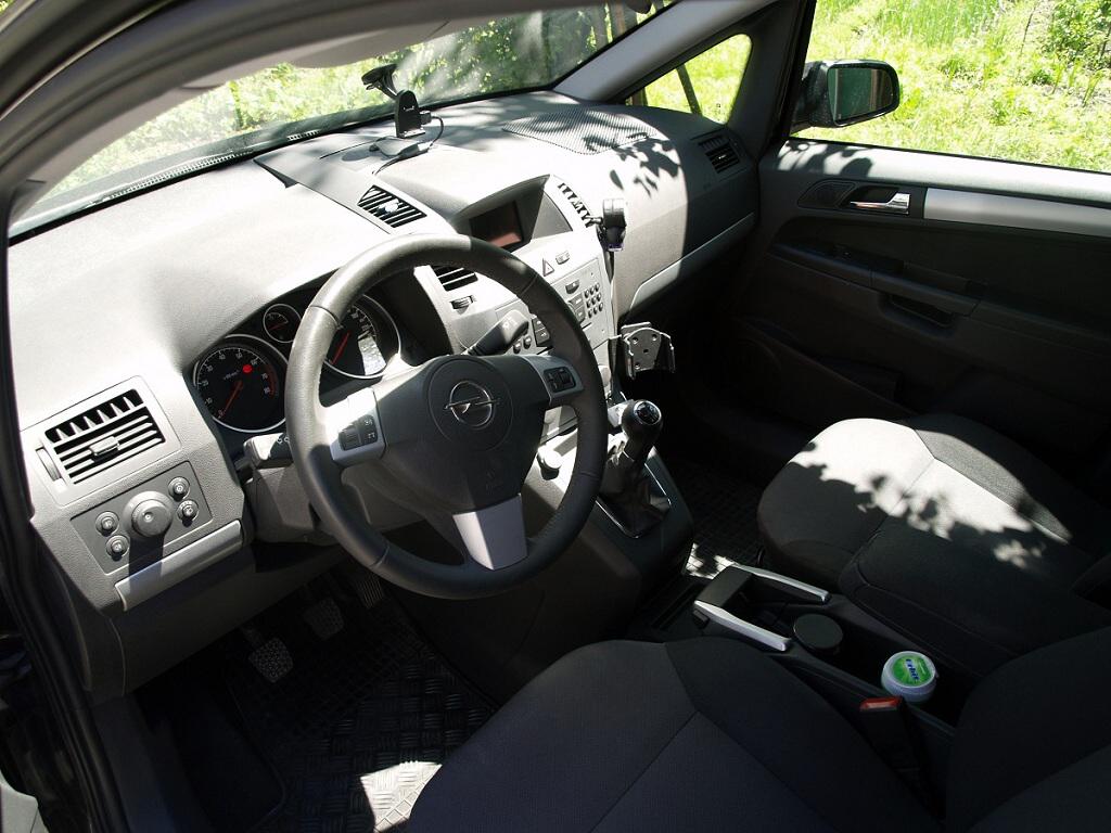 Opel Zafira 1.8 Enjoy
