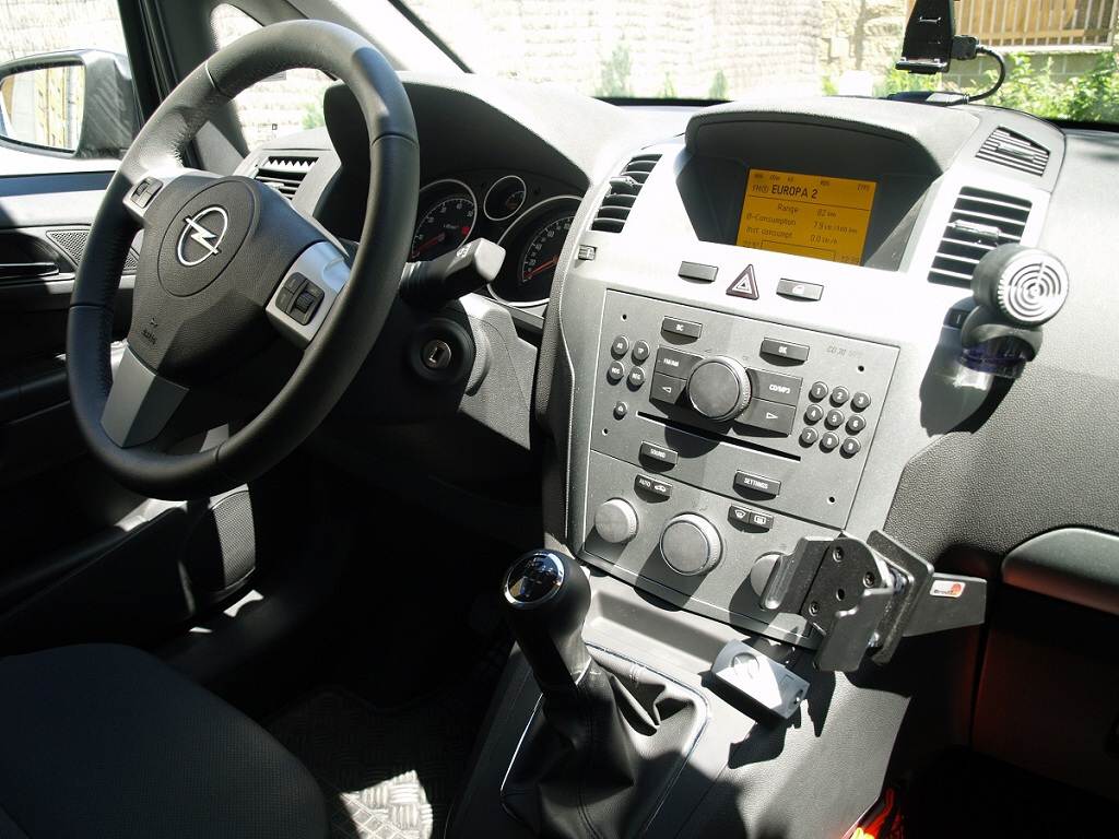 Opel Zafira 1.8 Enjoy