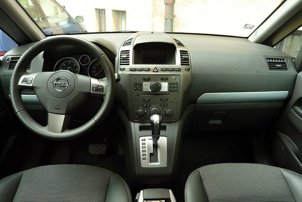 Opel Zafira 1.9 CDTI (88 kW) Automat Cosmo