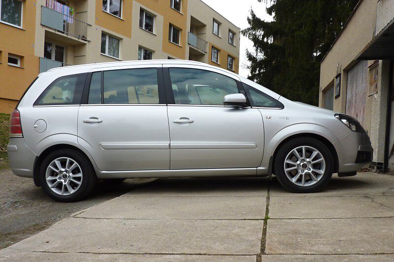 Opel Zafira 1.9 CDTI (88 kW) Automat Cosmo