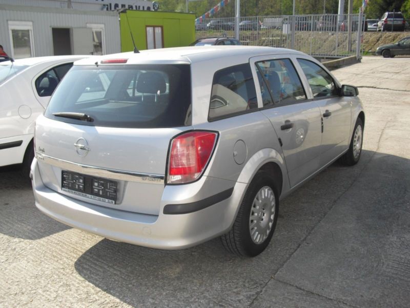 Opel Astra H caravan 1.7CDTI 59kw