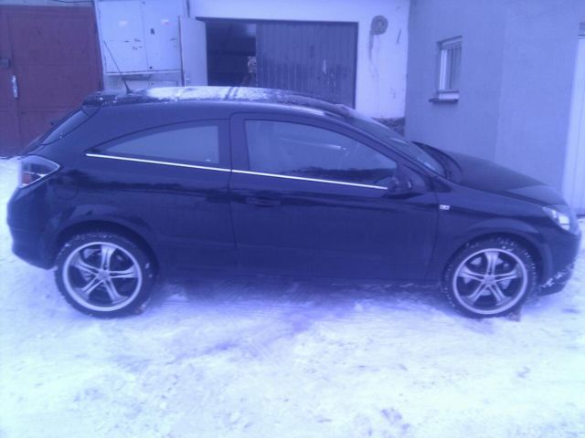 Opel Astra H GTC