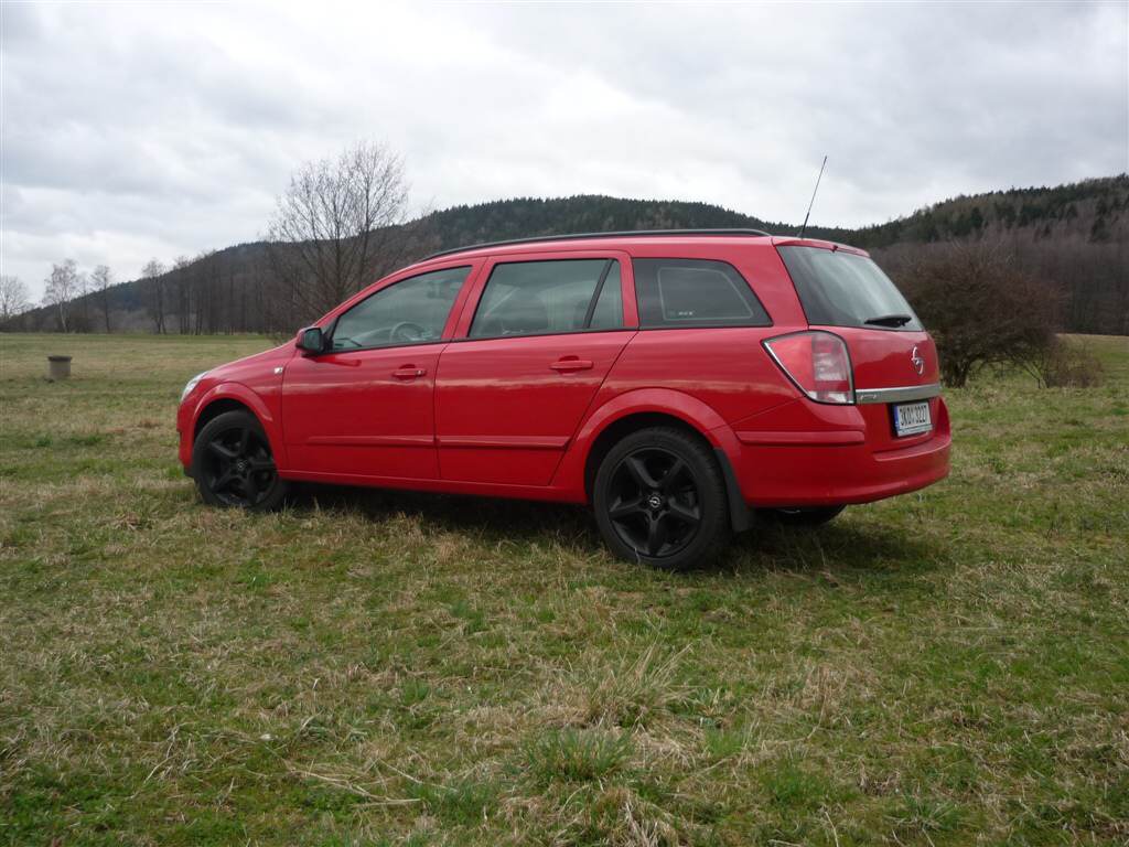 Jirkovo Astra H caravan 