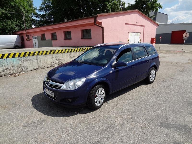 Q-čkové H-čko - Opel Astra Caravan 1.7CDTi 