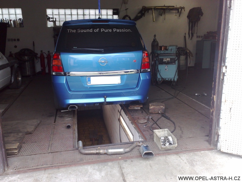 Opel Zafira B OPC