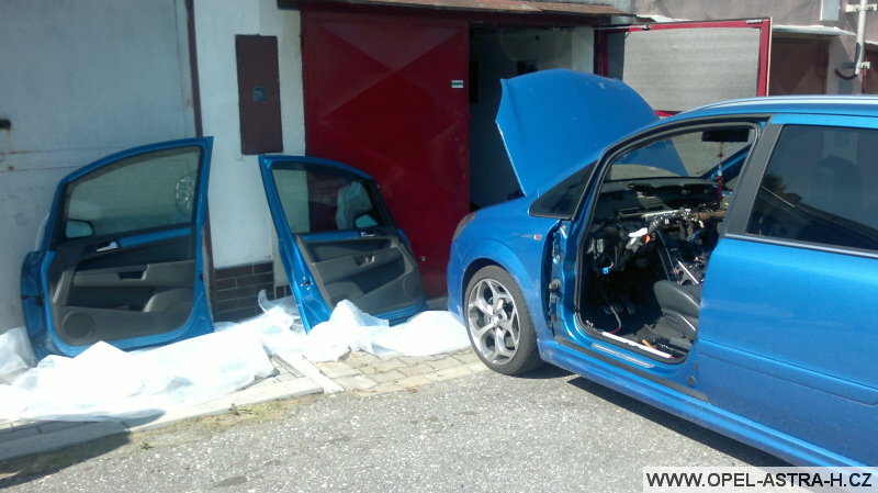 Opel Zafira B OPC