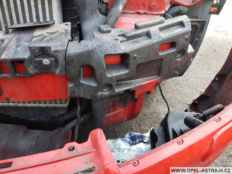 Výměna xenonové výbojky Opel Astra H 25