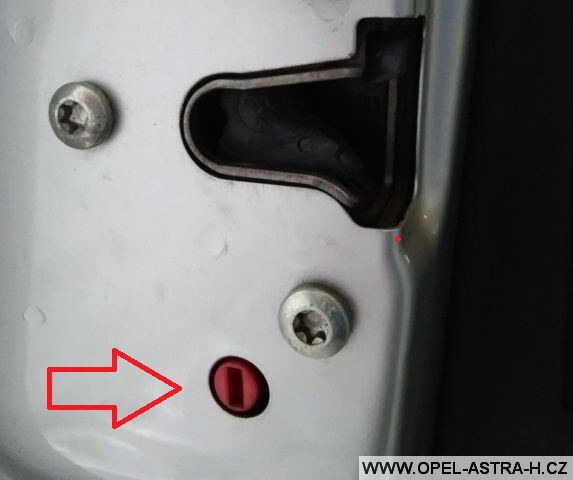 Dětská pojistka Opel Astra H