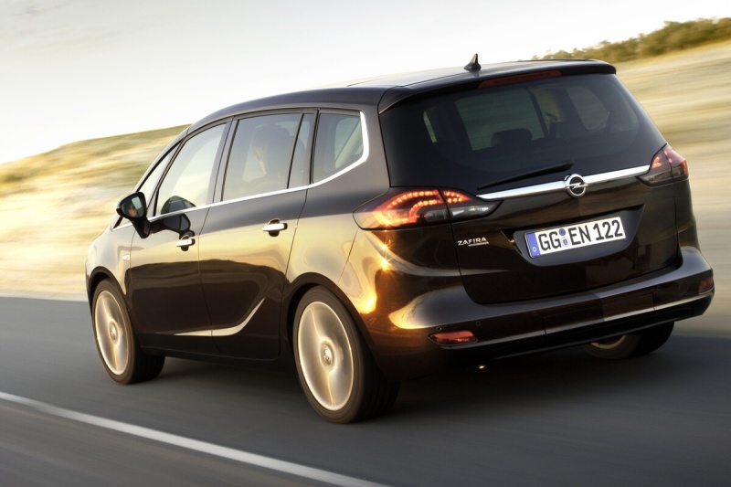 opel-zafira-tourer