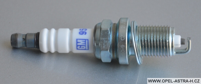 Svíčka zapalovací DR17lC-9